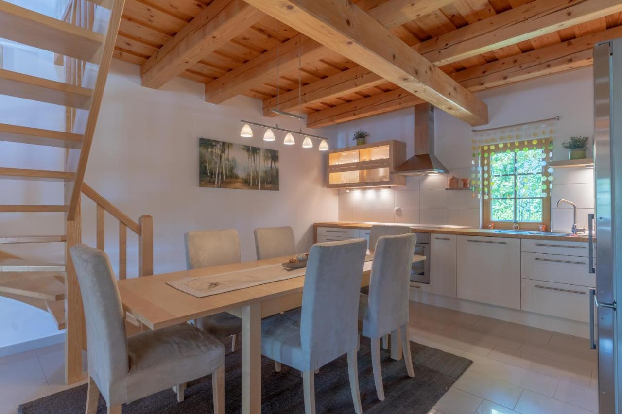 Chalet Haloze Pristava Exterior photo
